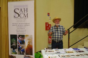 17)Joël Morin présentation des livres édités par la SAHCM